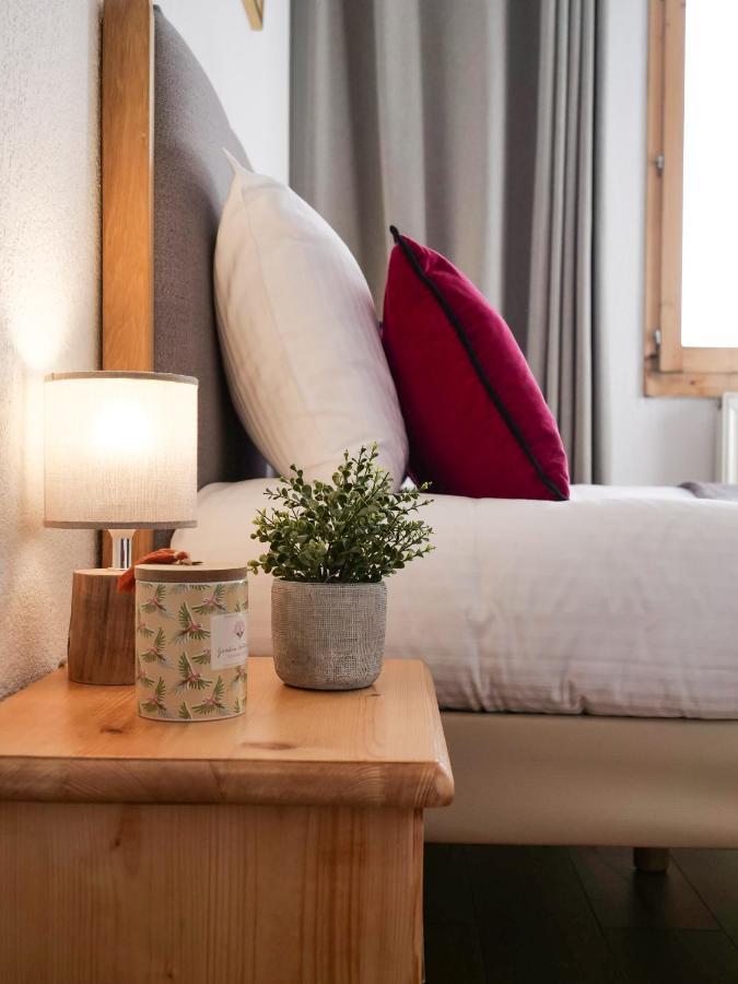 Mont Blanc 43, Vue Mont Blanc , Balcon, Parking Apartment Chamonix Exterior photo